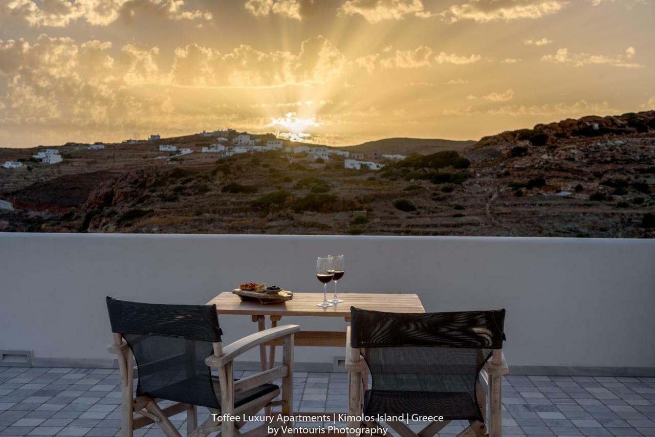 Toffee Villa Kimolos Exterior photo