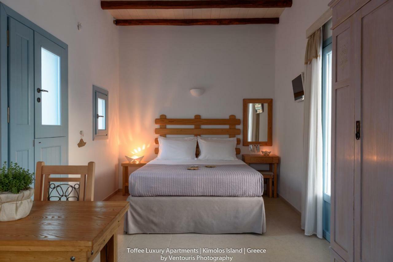 Toffee Villa Kimolos Exterior photo